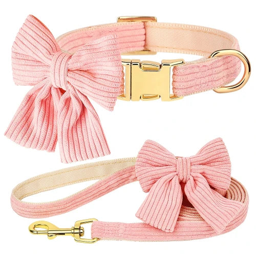 Collier pour Chihuahua en velours rose avec noeud papillon et une laisse pour offrir confort et sécurité à votre petit chien ou chat