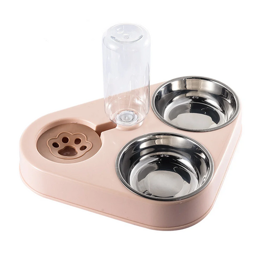 Gamelle triple compartiments, avec réservoir d’eau. Adaptée à tous les petits chiens et les gros. Vendue sur la boutique Mon Petit Chihuahua. Couleur rose