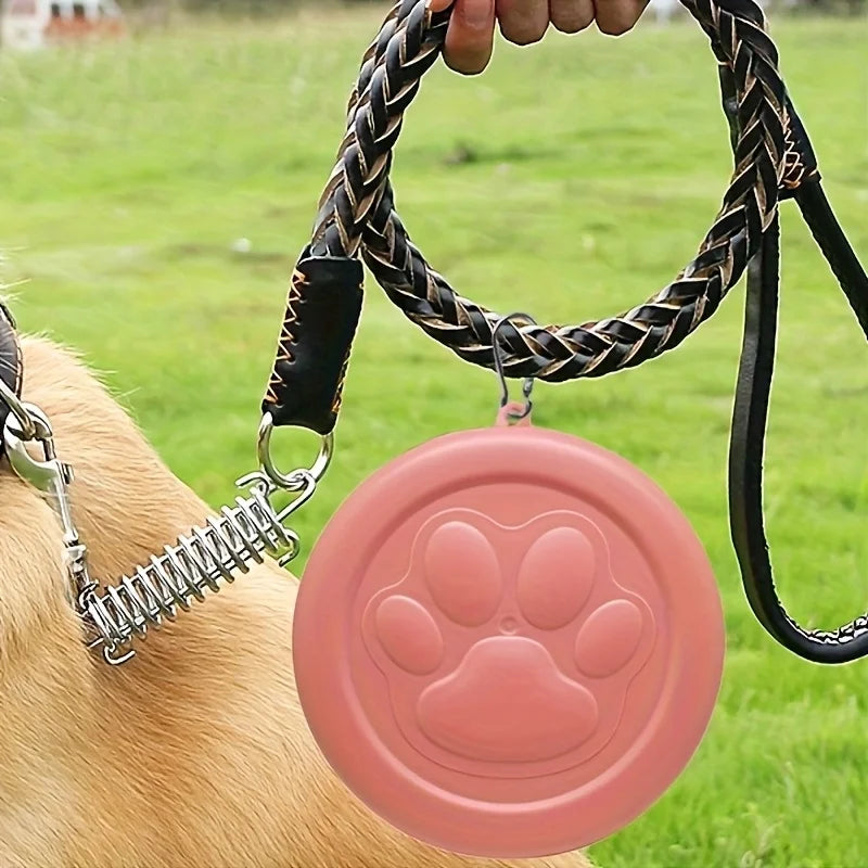 Dog Bowl: Portable kibble box