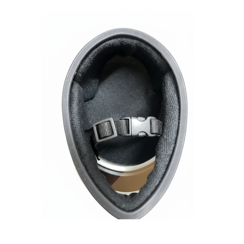 Casque intégral pour petit chien. Pour la moto ou le vélo. Vendu sur la boutique Mon Petit Chihuahua. Convient aussi aux Chats. Vue de l'intérieur