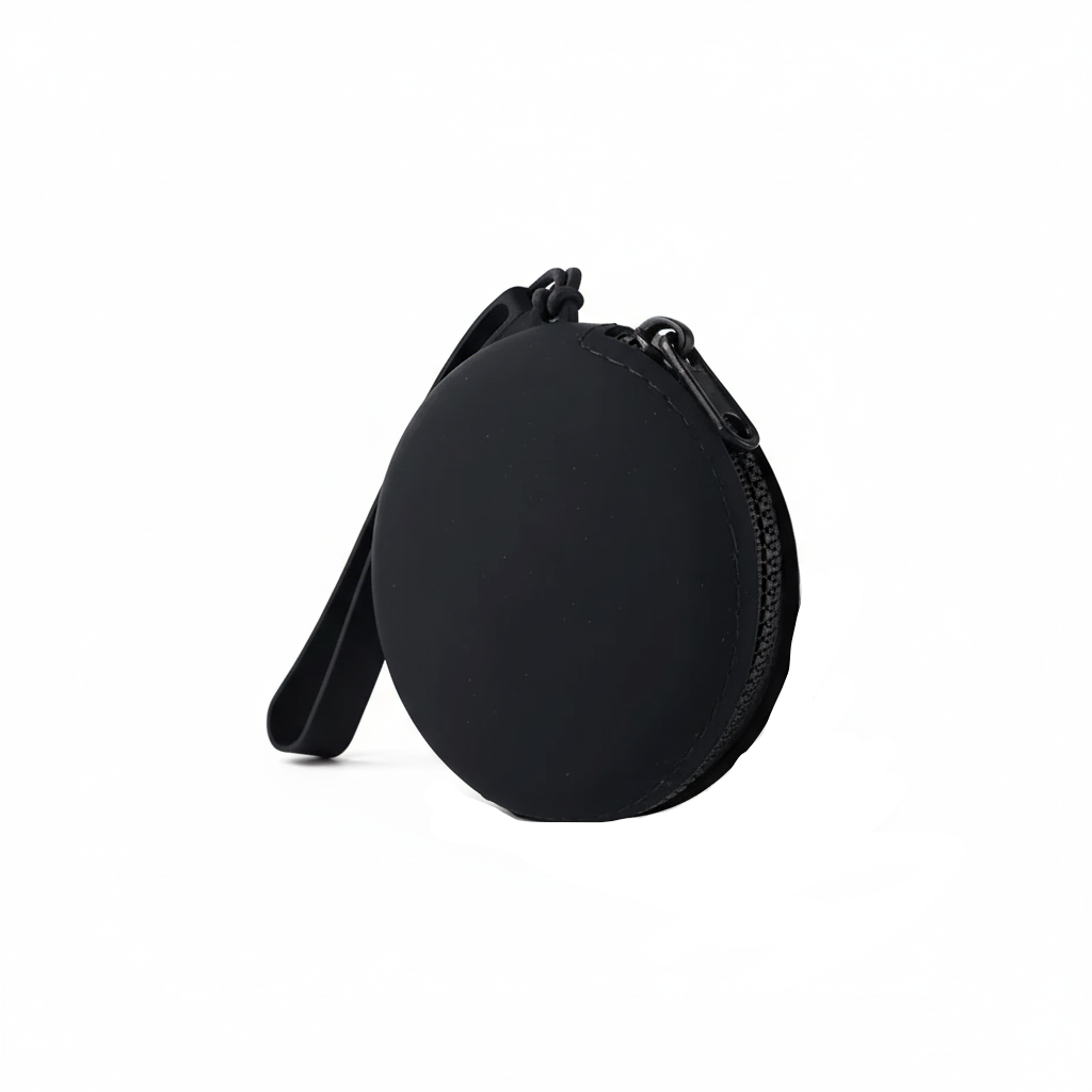 Gamelle adaptée aux petits chiens et aux chats. Vendue sur la boutique Mon Petit Chihuahua. Modèle de voyage pour transporter des croquettes. Couleur noire