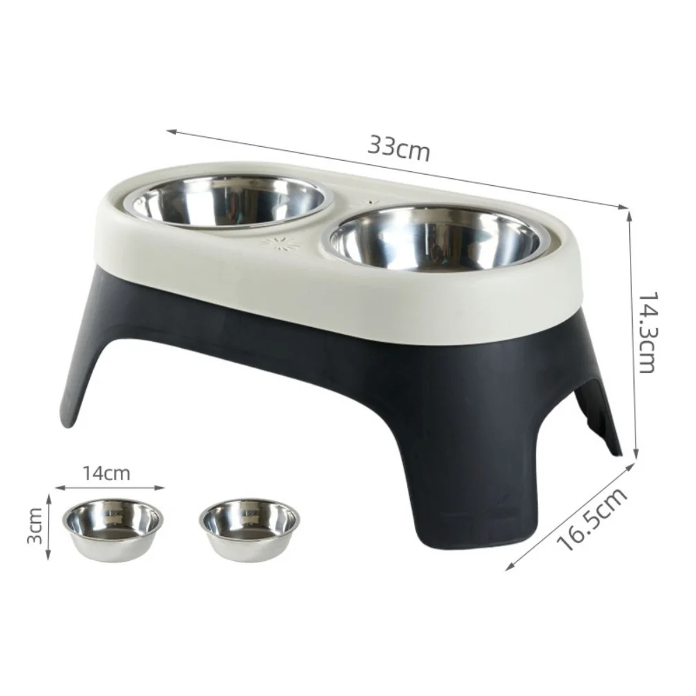 Gamelle double compartiment, surélevée, avec des bols en inox. Support en plastique résistant. Adaptée à tous les petits chiens et les chats. Vendue sur la boutique Mon Petit Chihuahua. Vue des dimensions