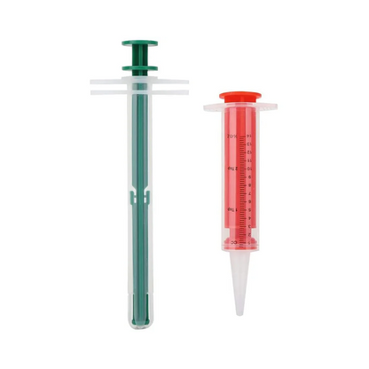 Lot de 2 seringues et pipettes d’alimentation pour les chiots, les petits chiens, et chatons. Vendue sur la boutique Mon Petit Chihuahua.